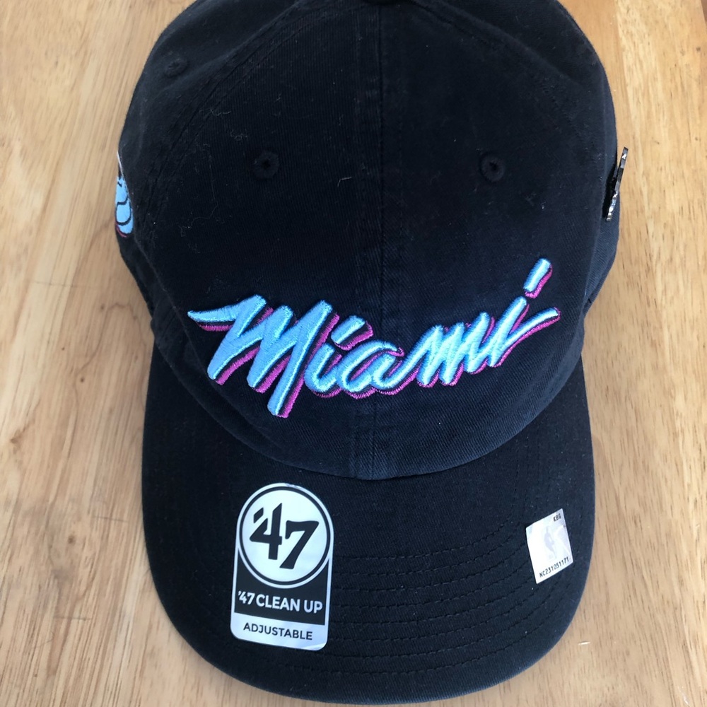 47 Brand NBA Miami Heat Black Cap with Vibrant Embroidery